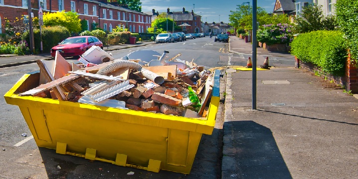 Skip bin hire on street- full skip bin in residential neighbourhood