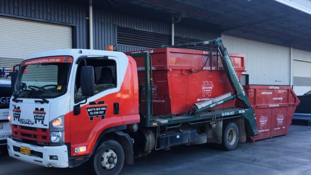 Using skip bins to dispose of e-waste | Matt's Skip Bins