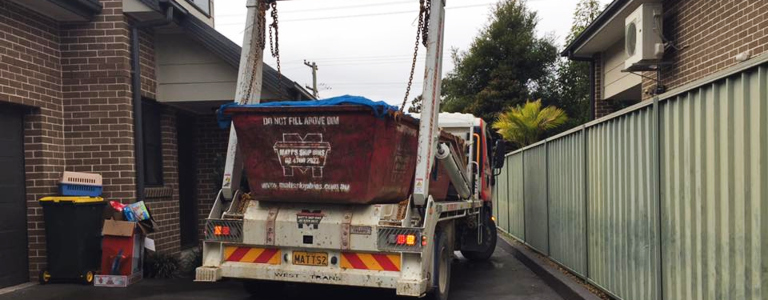 Skip bin delivery in St Marys