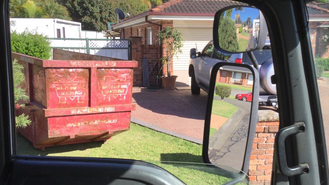 skip bin in blakctown area