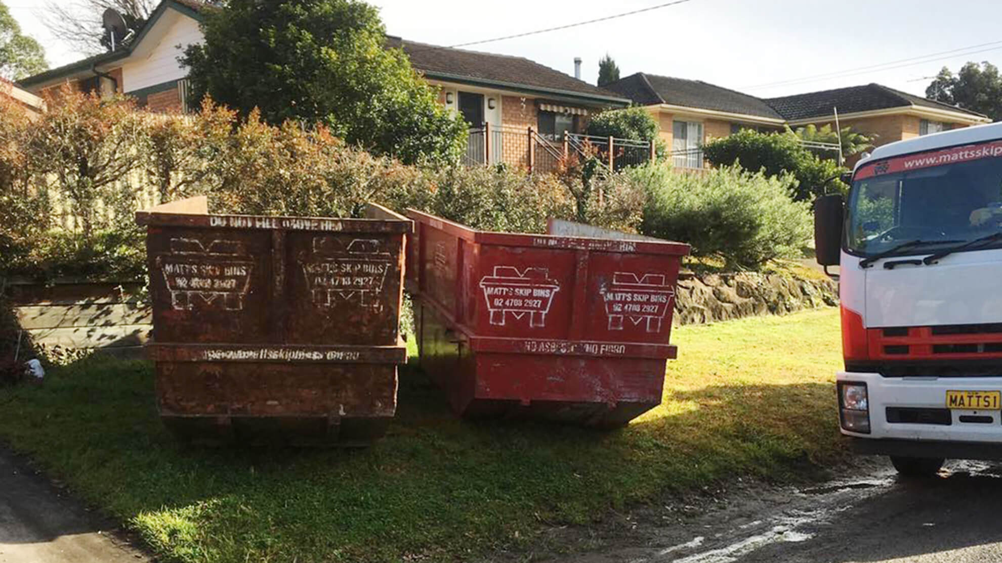 green waste skip bin